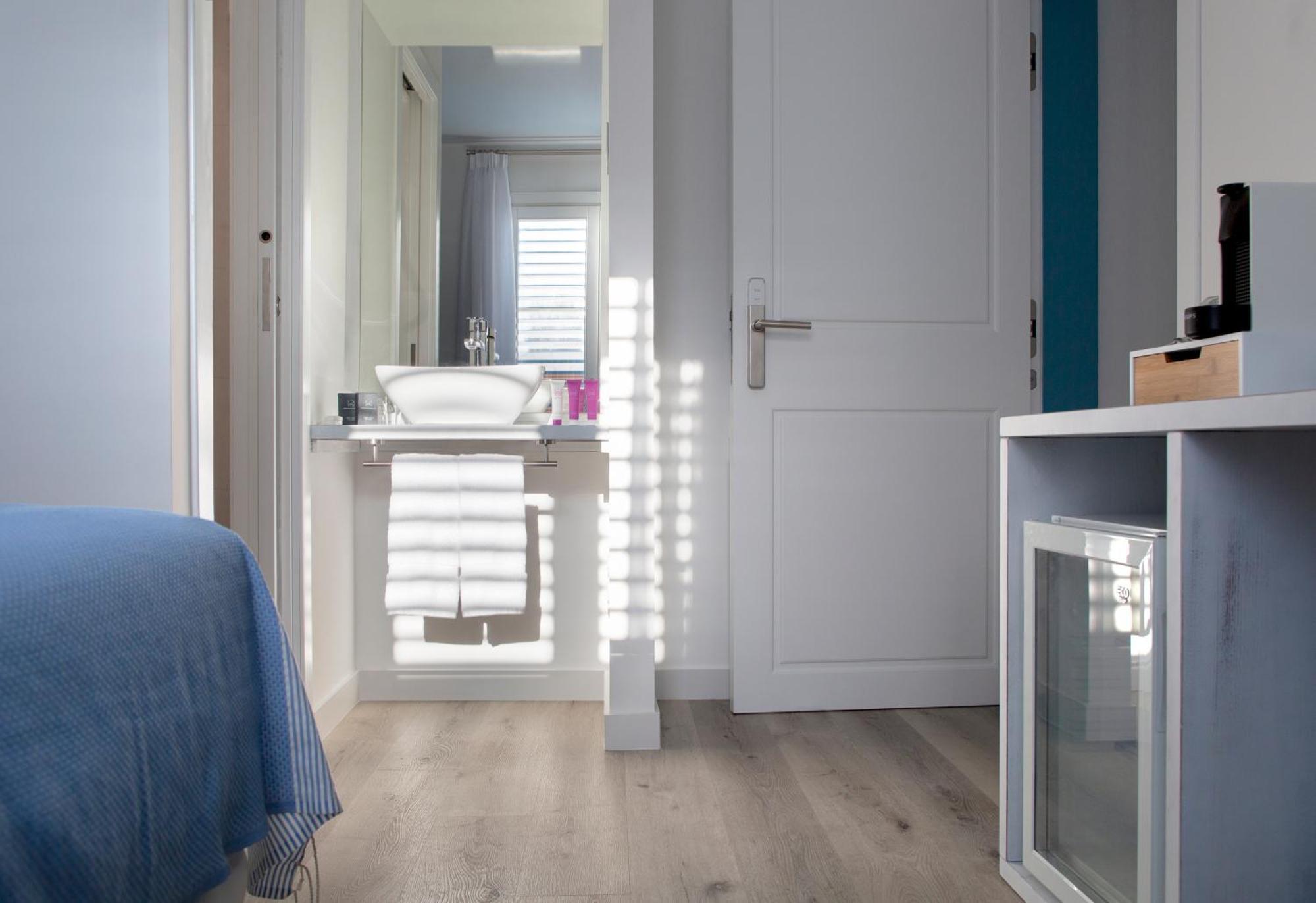 Nerja Casual Rooms Экстерьер фото